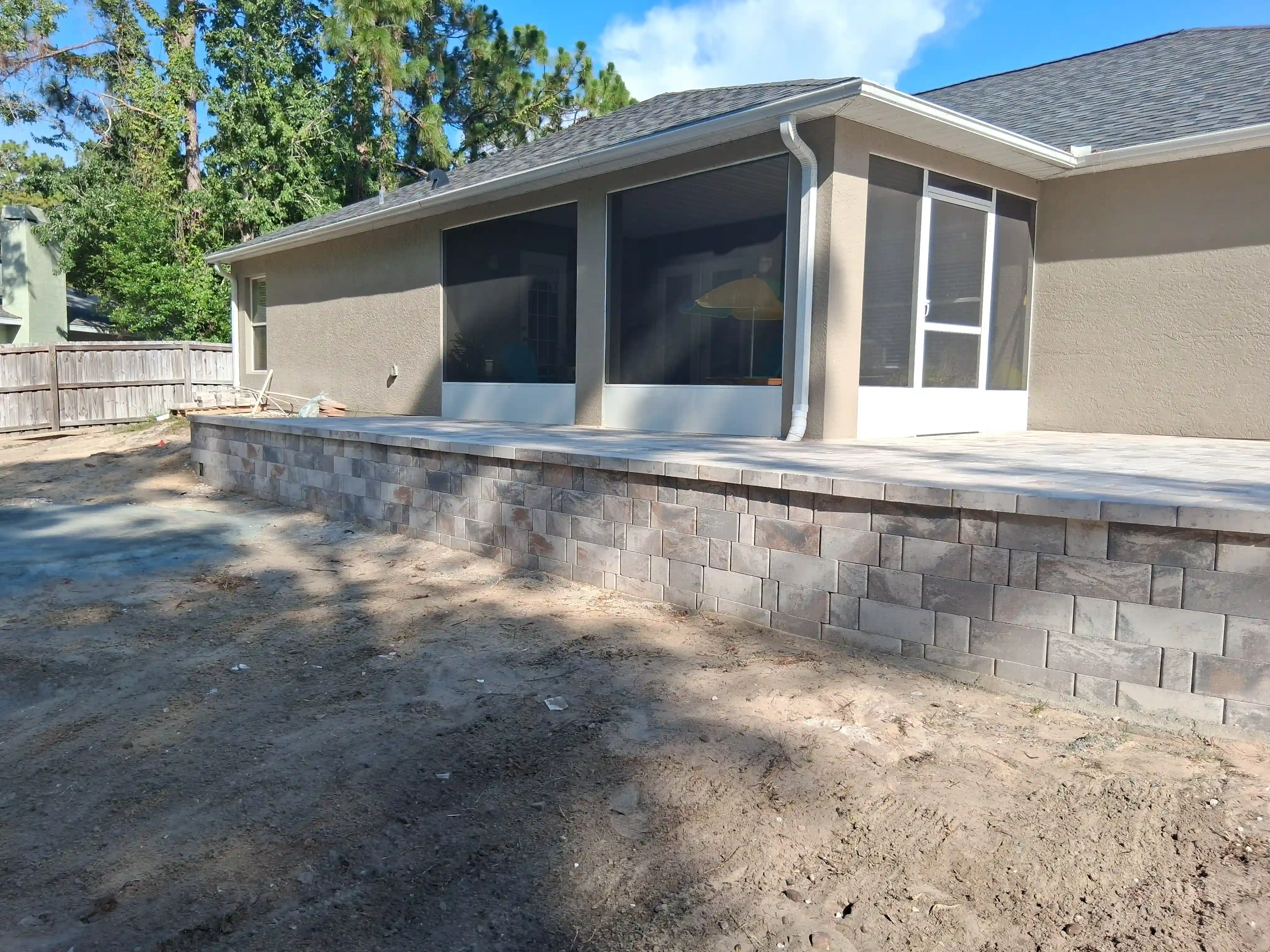 Retaining wall raised patio